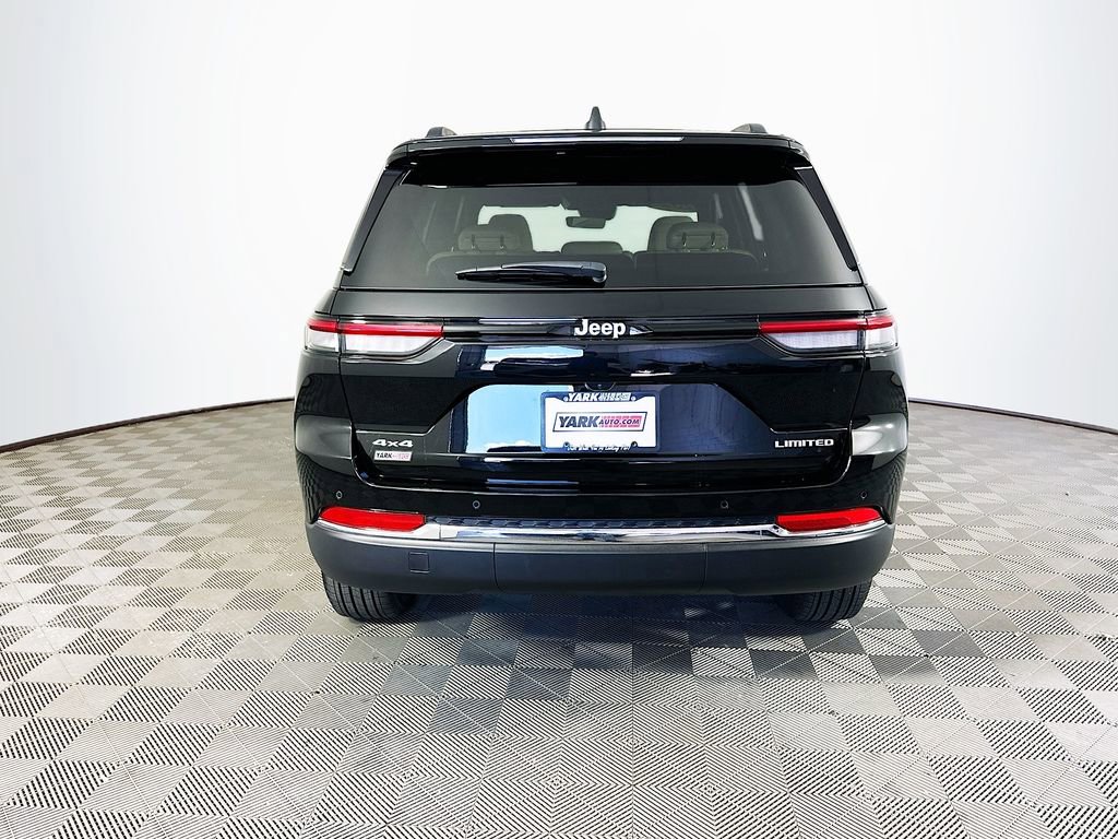 Certified 2025 Jeep Grand Cherokee Limited AWD/4WD image 10