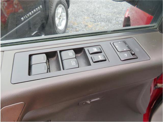 Used 2004 Nissan Titan SE AWD/4WD image 30