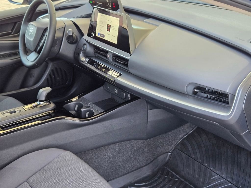 Used 2026 Toyota Prius LE image 26