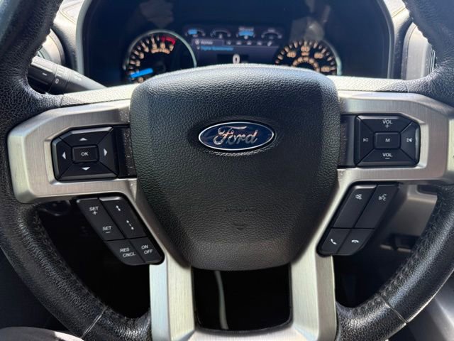 Used 2015 Ford F150 Platinum w/ Equipment Group 701A Luxury AWD/4WD image 27