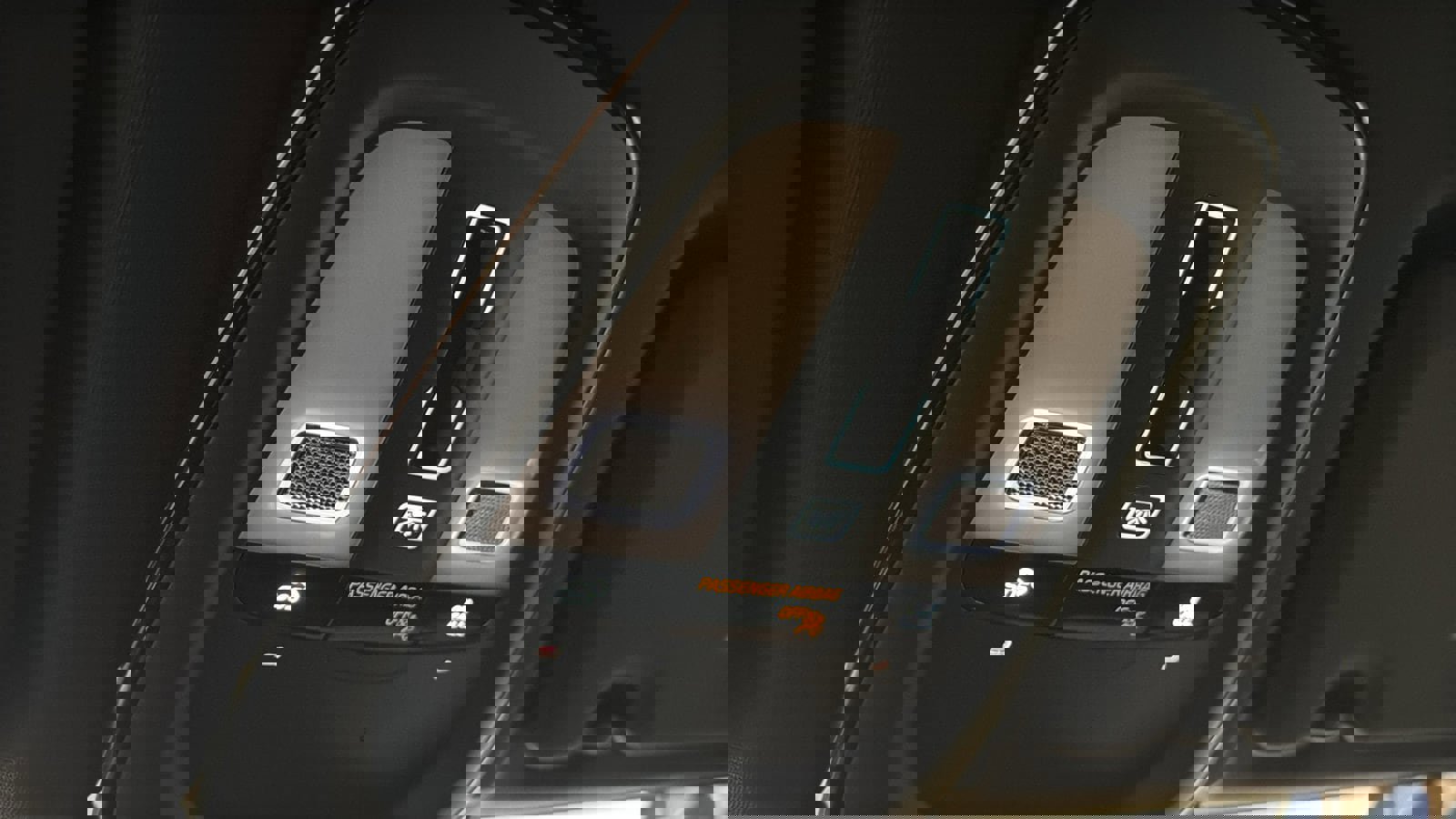 Used 2022 Volvo XC60 T8 Inscription Expression w/ Advanced Package image 20