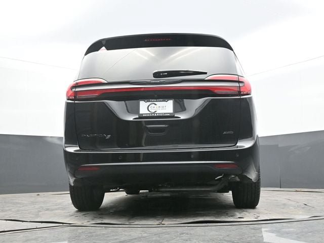 New 2026 Chrysler Pacifica Select w/ S Appearance Package AWD/4WD image 56