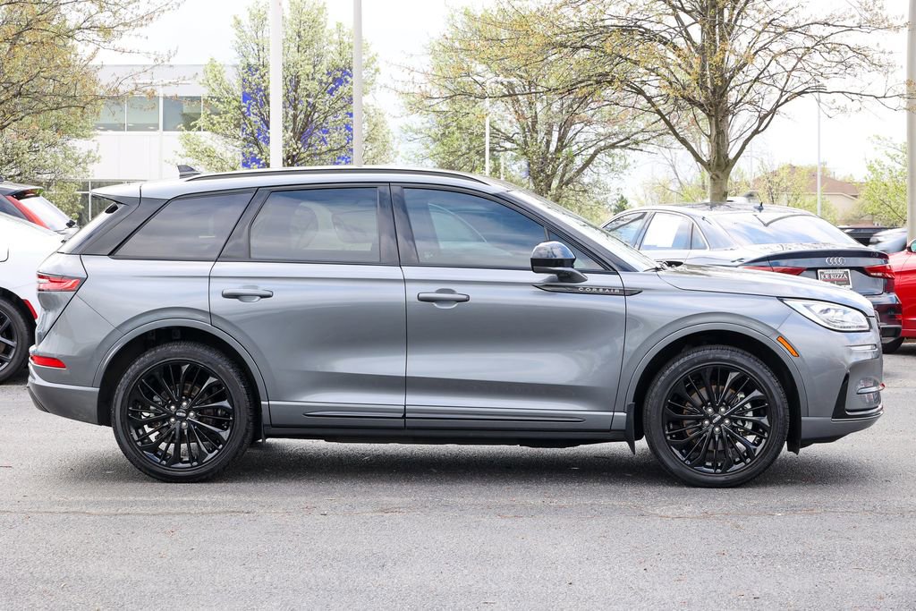 Used 2025 Lincoln Corsair Grand Touring w/ Jet Appearance Package image 25