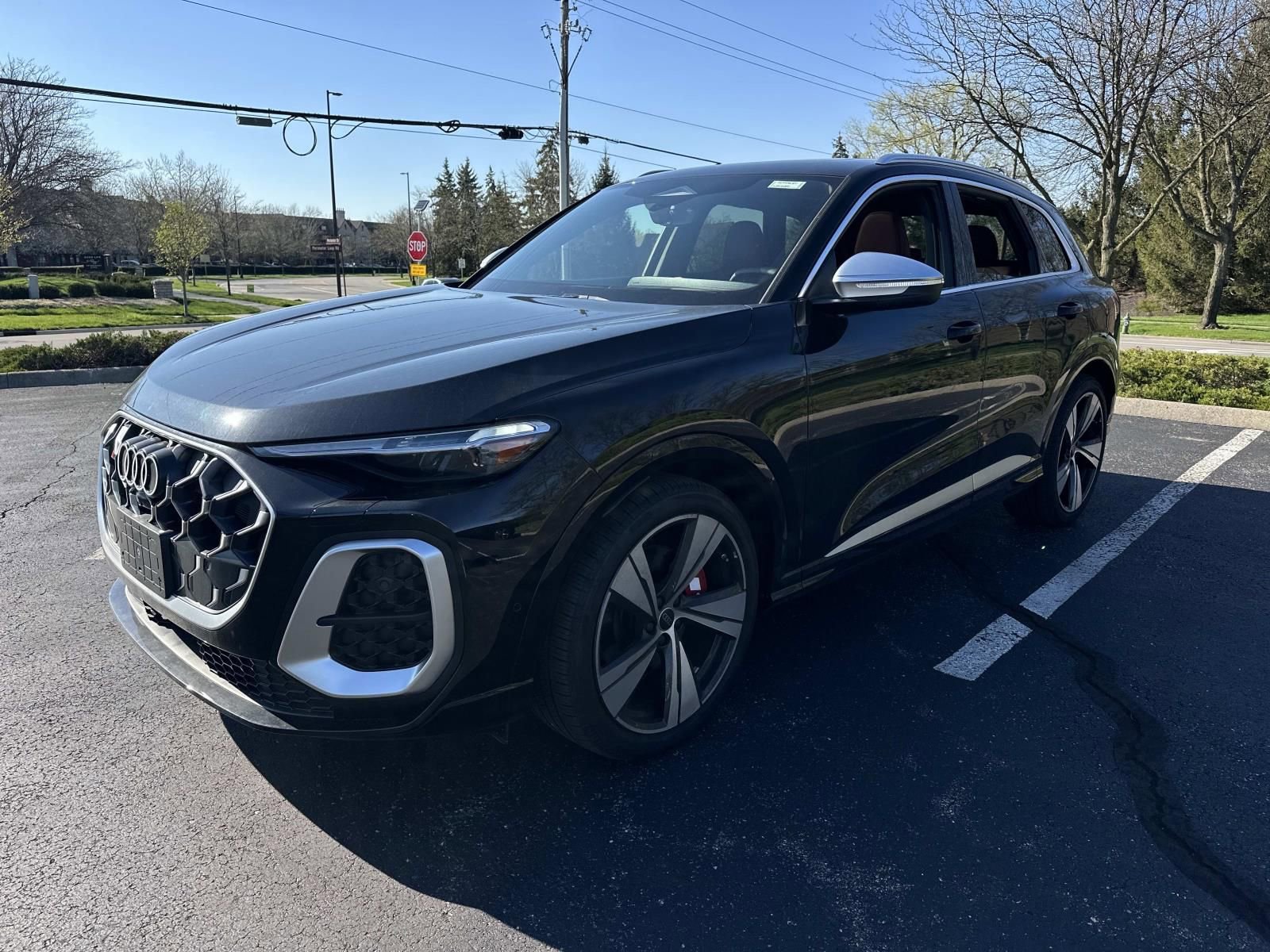 New 2025 Audi SQ5 Premium Plus