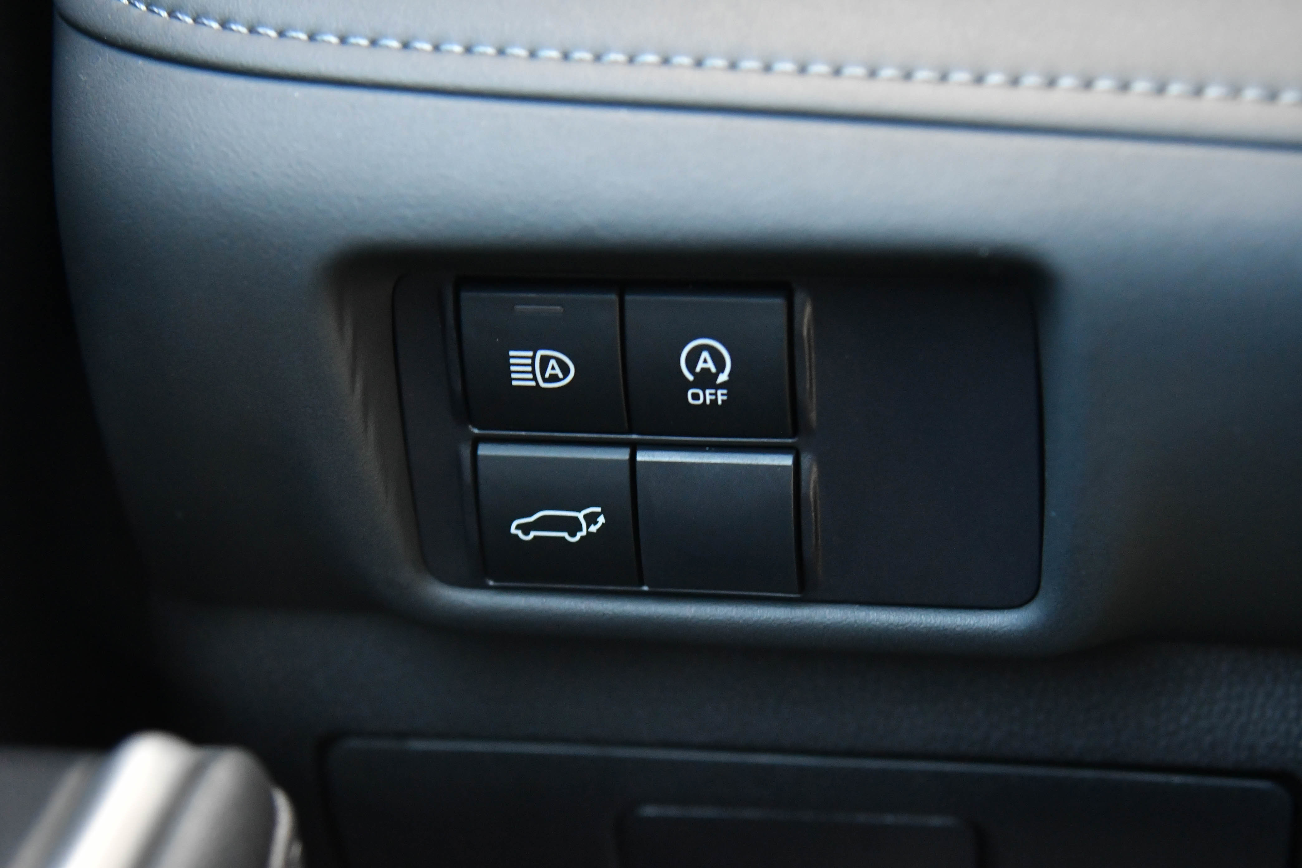 Used 2024 Toyota Highlander LE image 32