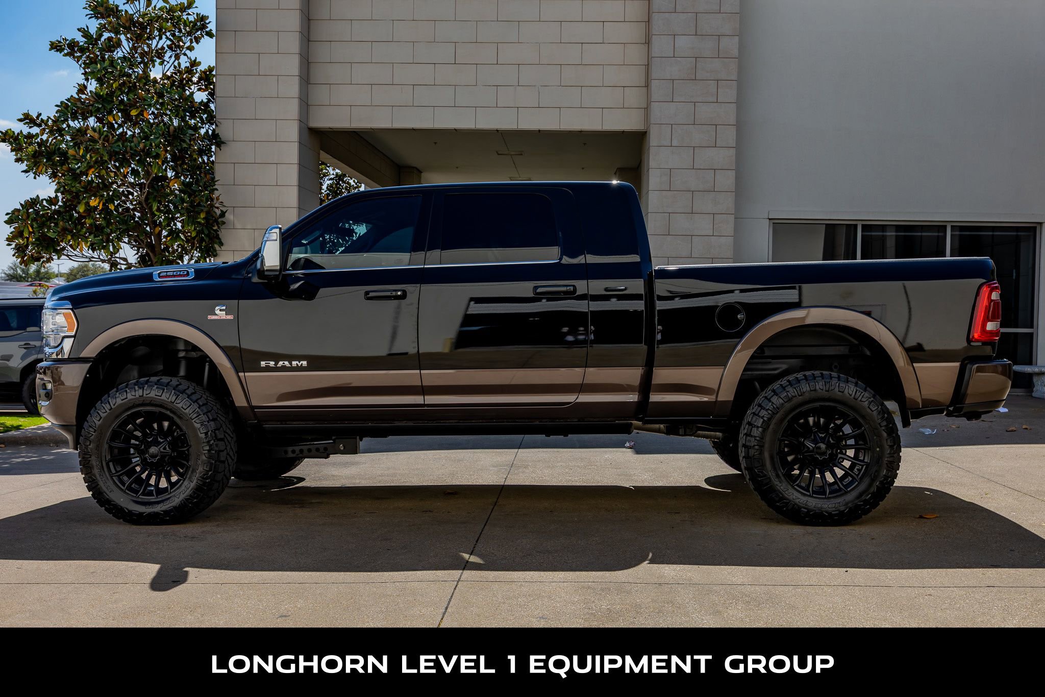 Used 2024 RAM 2500 Limited w/ Safety Group image 6