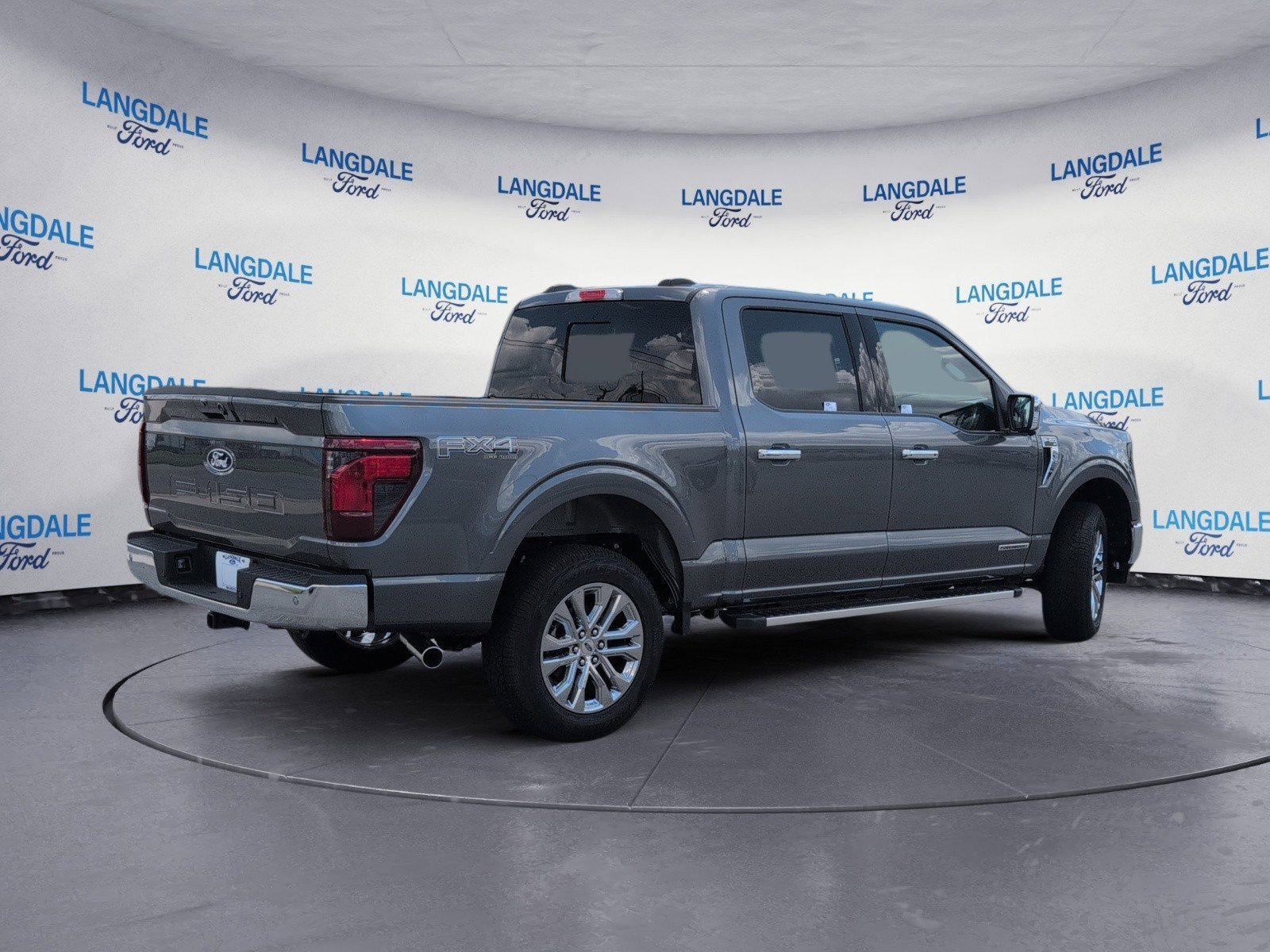 New 2025 Ford F150 XLT w/ Equipment Group 303A High image 4