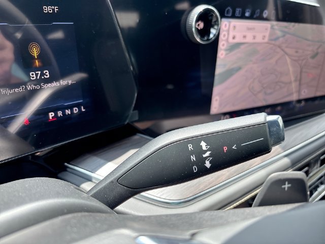 New 2026 Chevrolet Suburban Premier AWD/4WD image 20