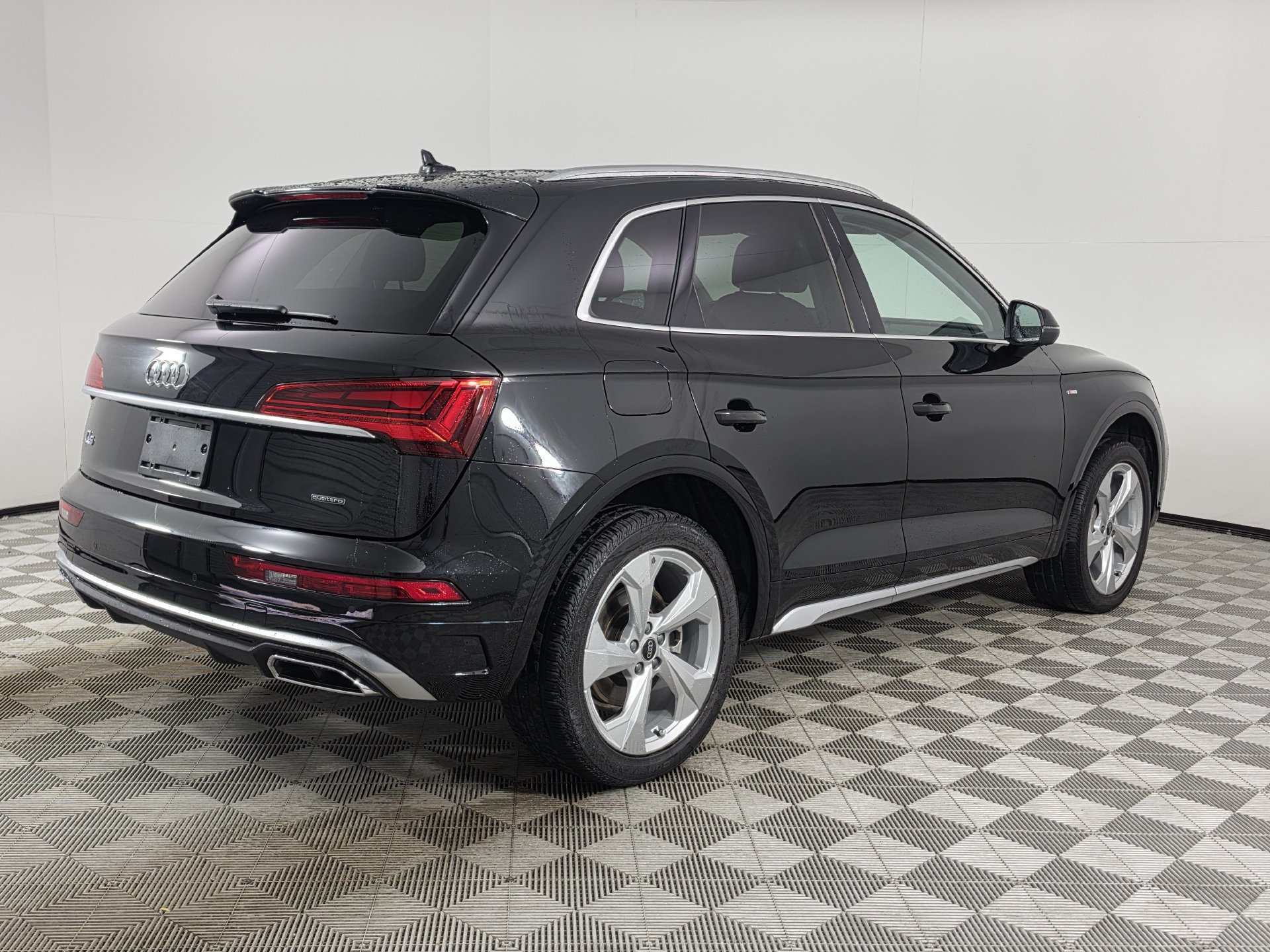 Certified 2023 Audi Q5 2.0T Premium Plus AWD/4WD image 43