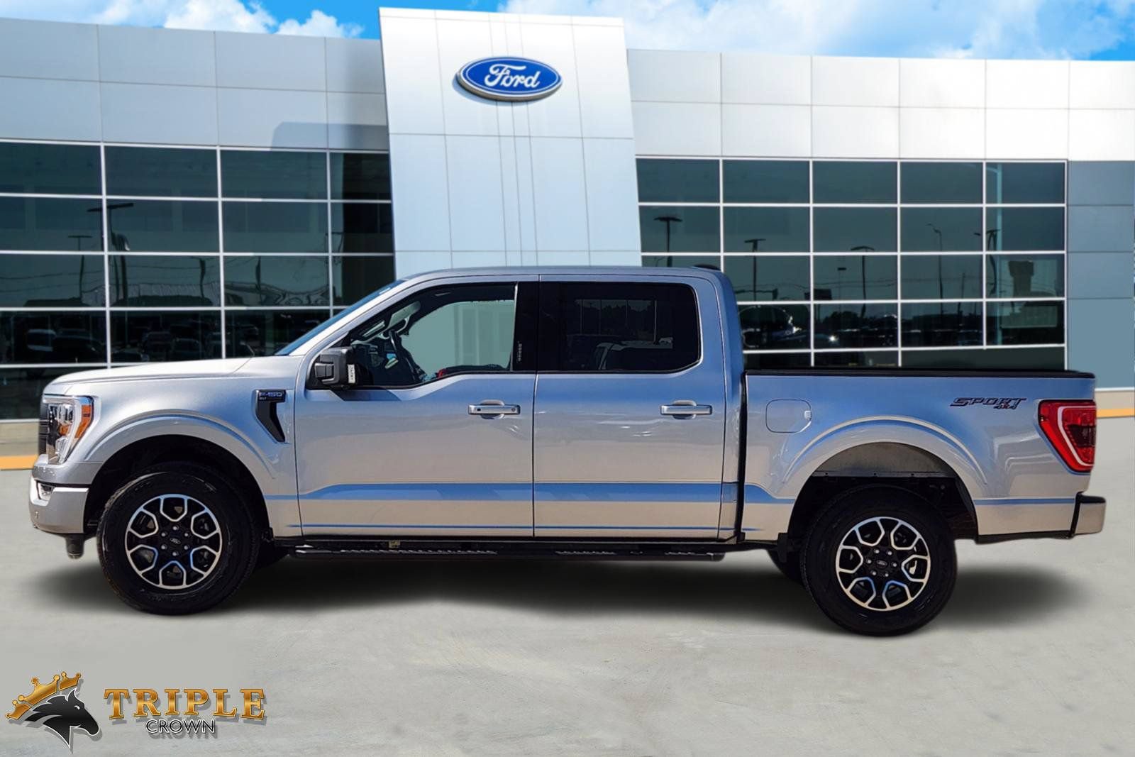 Used 2023 Ford F150 XLT w/ Equipment Group 302A High AWD/4WD image 3