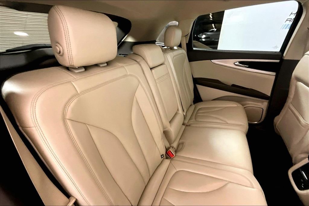 Used 2020 Lincoln Nautilus FWD image 22
