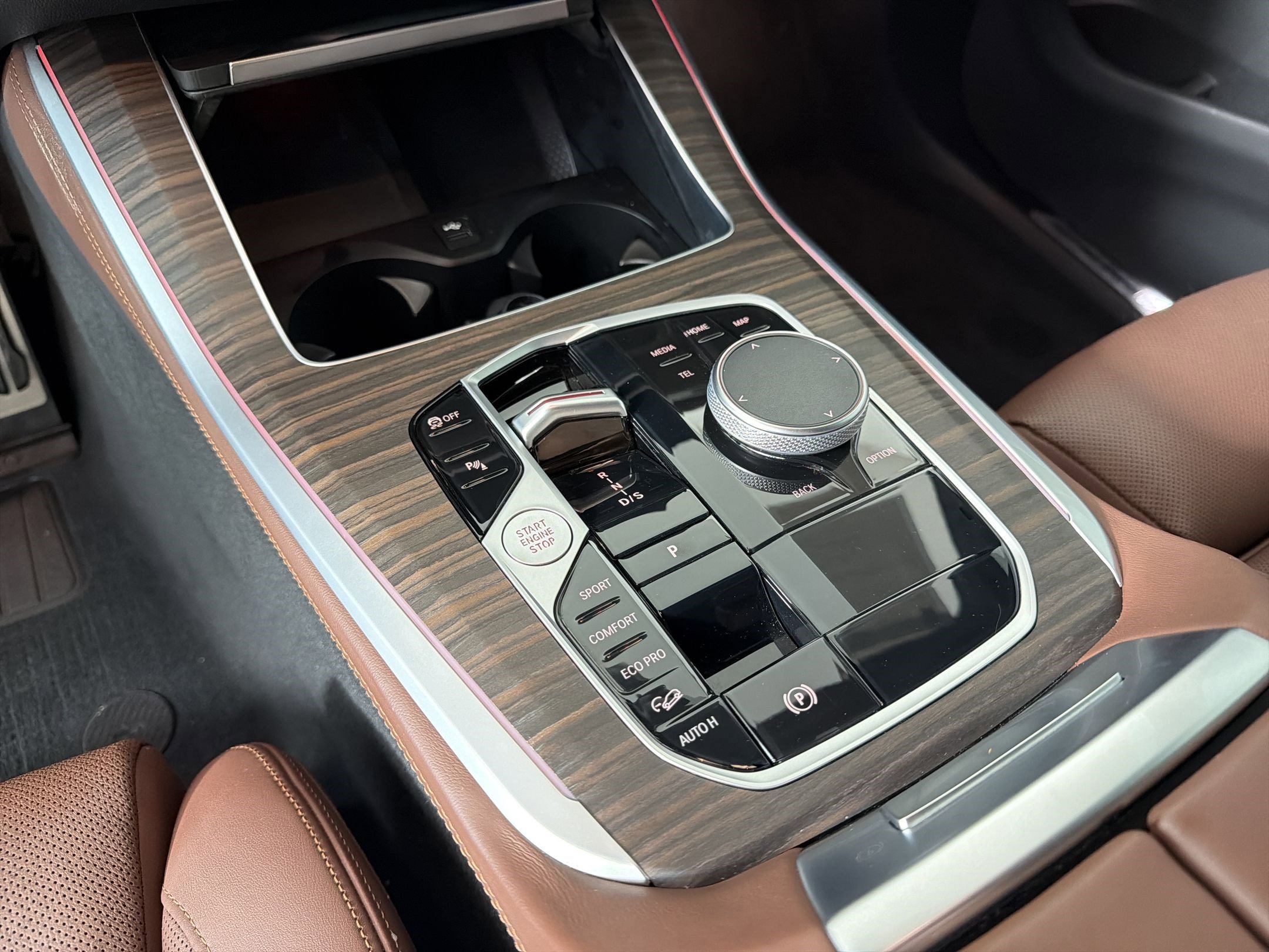 Used 2024 BMW X5 xDrive40i w/ M Sport Package image 19