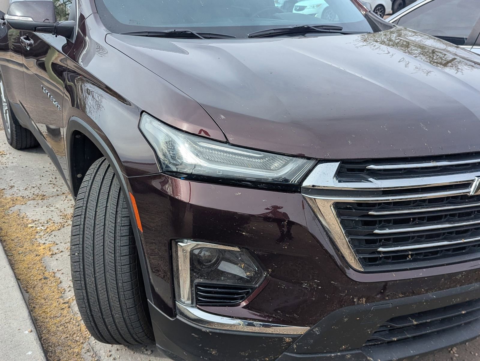 Used 2023 Chevrolet Traverse LT FWD image 4
