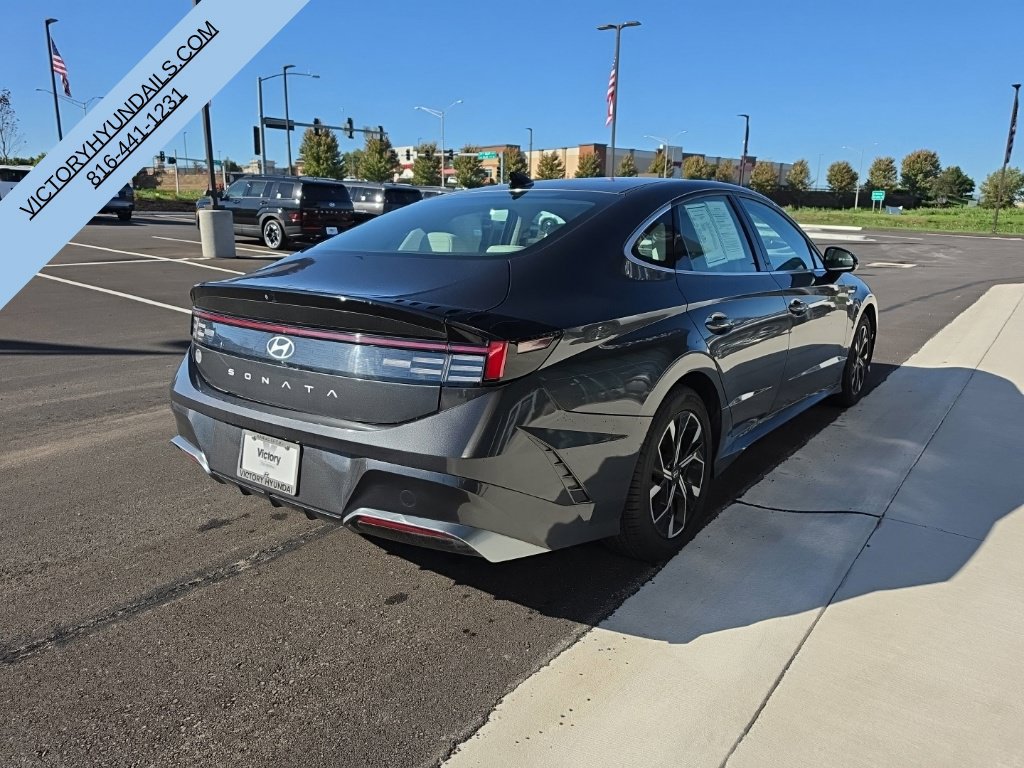 Used 2025 Hyundai Sonata SEL FWD image 5