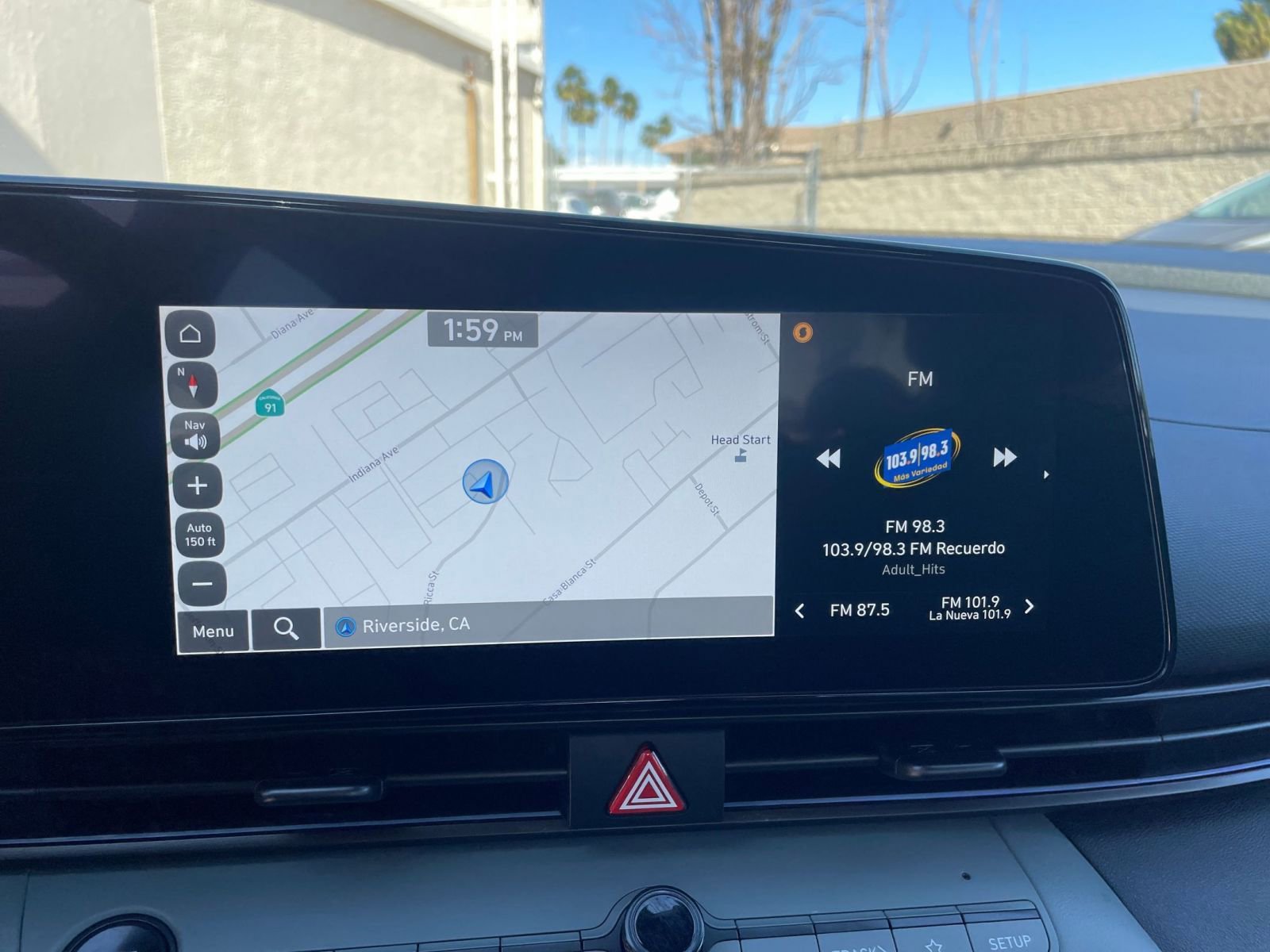 Used 2025 Hyundai Elantra Limited image 21