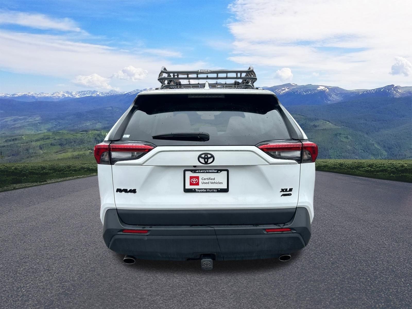 Certified 2022 Toyota RAV4 XLE AWD/4WD image 4