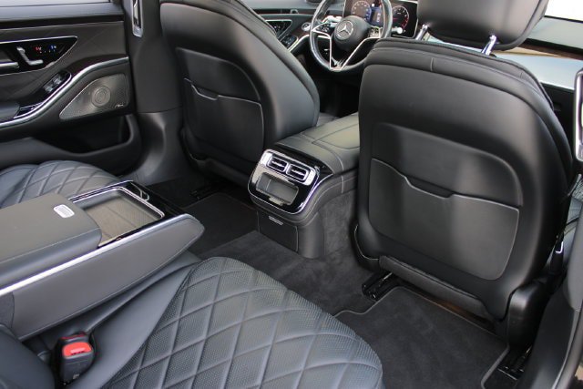Used 2021 Mercedes-Benz S 580 4MATIC Sedan w/ Warmth & Comfort Package image 15