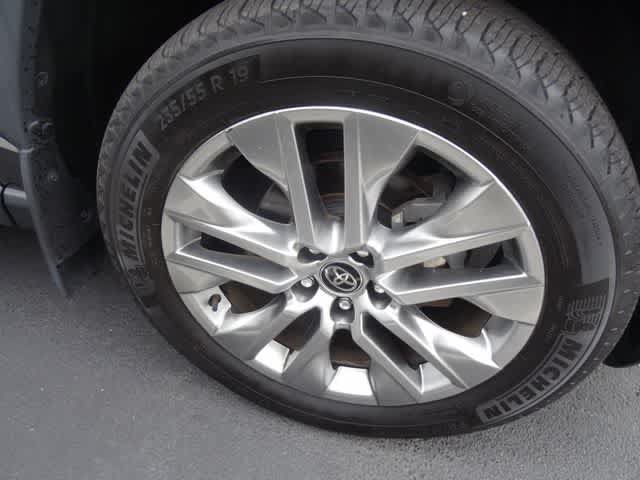 Used 2023 Toyota RAV4 XLE Premium AWD/4WD image 14