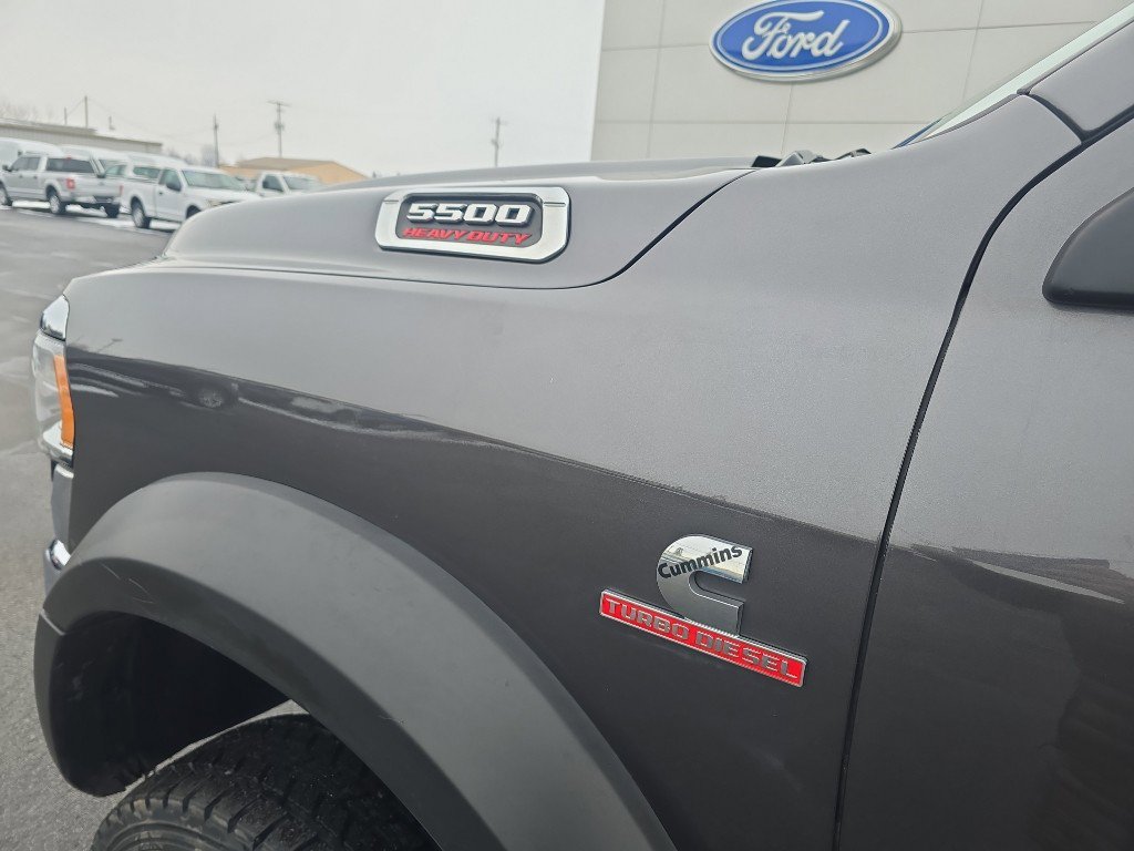 Used 2020 RAM 5500 Tradesman w/ Chrome Appearance Group image 11