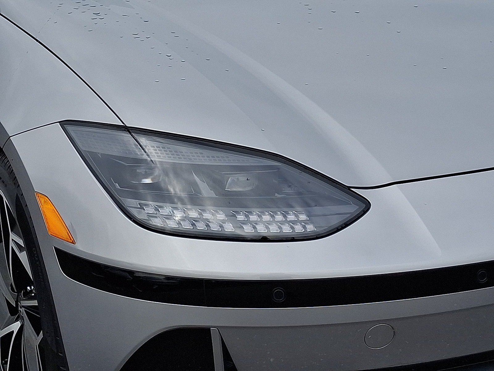 Certified 2024 Hyundai Ioniq 6 SEL AWD/4WD image 9