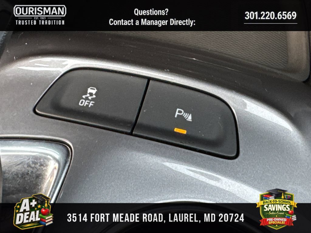 Used 2024 Chevrolet Malibu LT FWD image 25