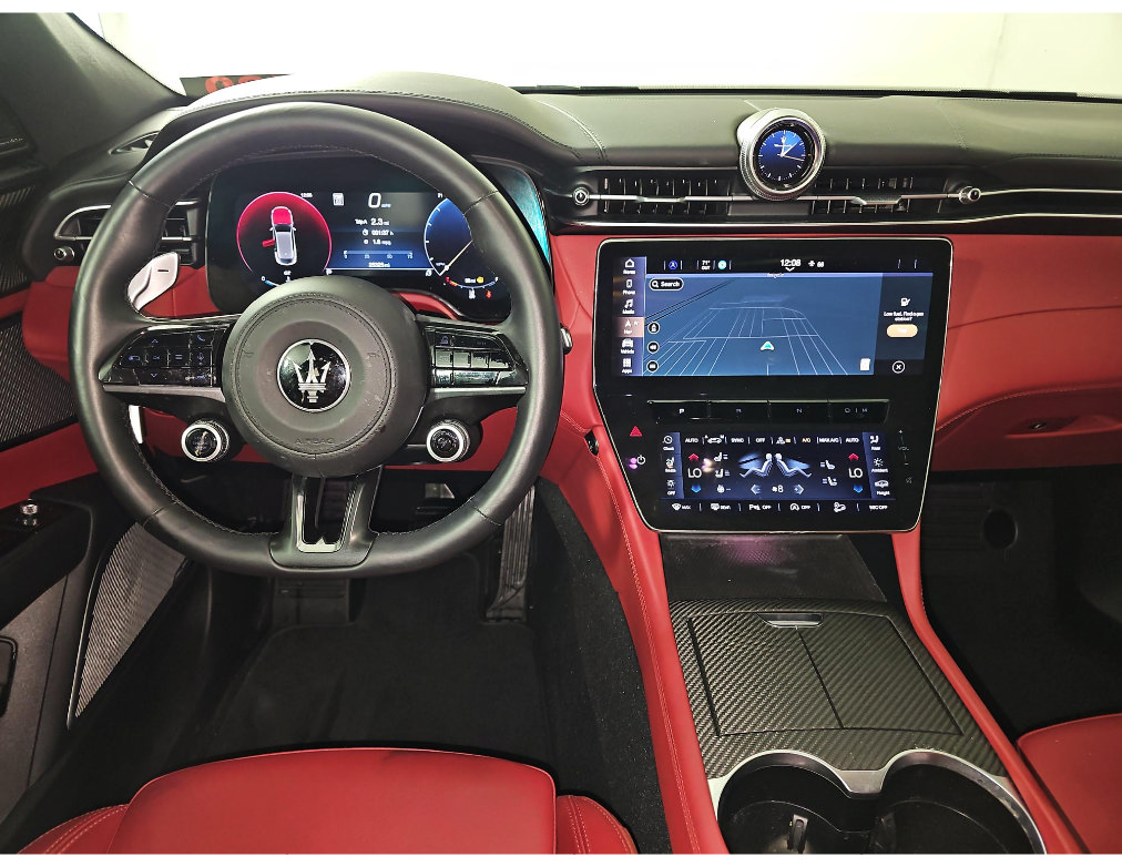Used 2023 Maserati Grecale Trofeo AWD/4WD image 12