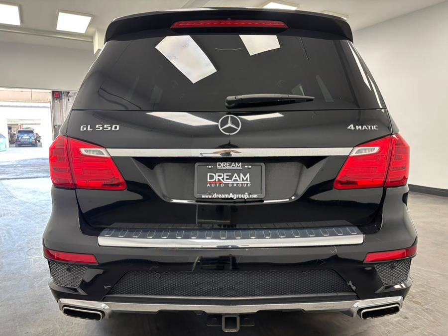 Used 2015 Mercedes-Benz GL 550 4MATIC image 7
