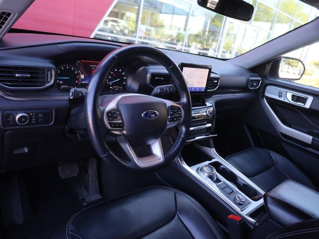 Used 2022 Ford Explorer Limited AWD/4WD image 25