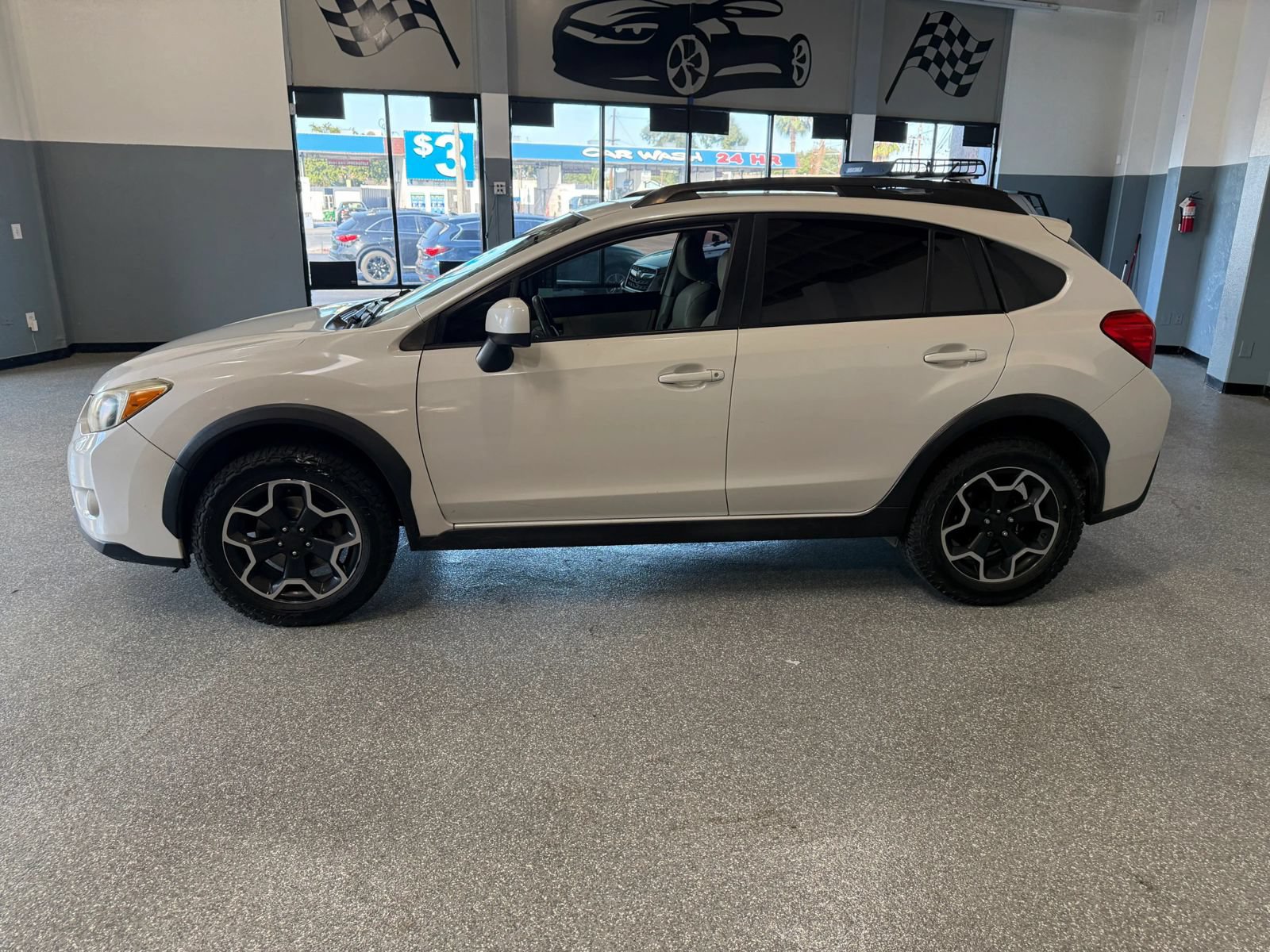 Used 2014 Subaru Crosstrek 2.0i Limited AWD/4WD image 4