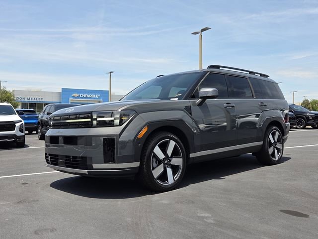 Used 2025 Hyundai Santa Fe Limited FWD image 2