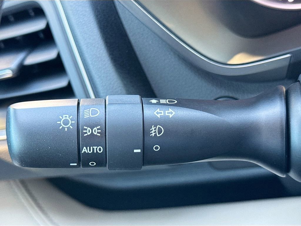 Certified 2025 Subaru Ascent Limited image 16