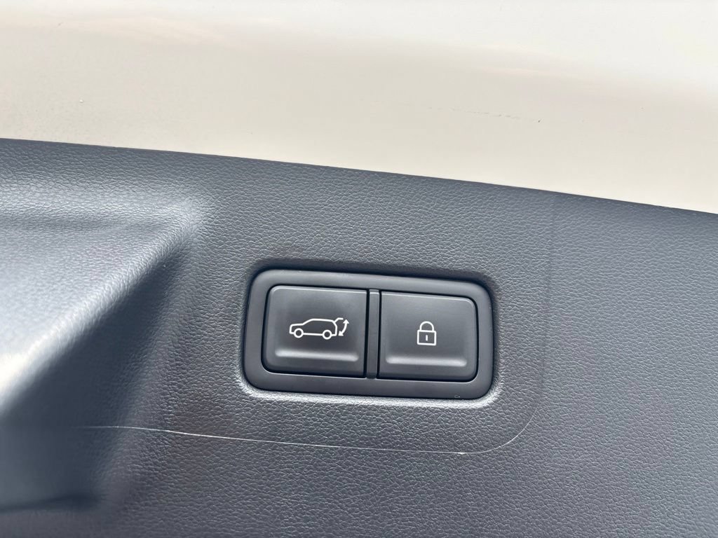 Certified 2026 Hyundai Santa Fe SEL w/ Tow & Go Package FWD image 8