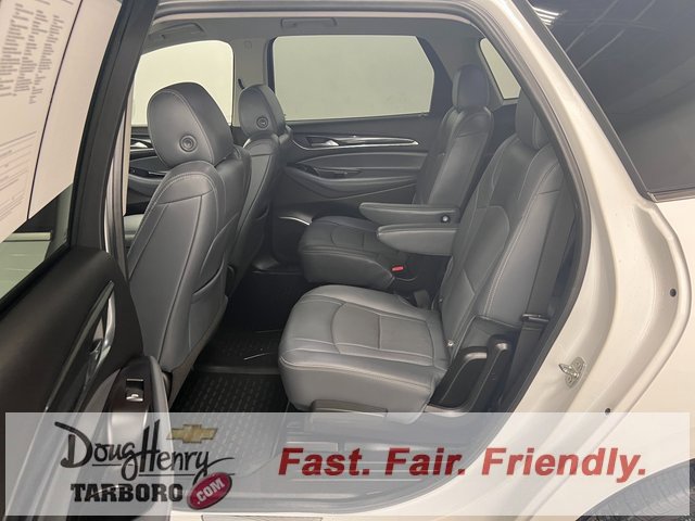 Used 2020 Buick Enclave Essence image 33