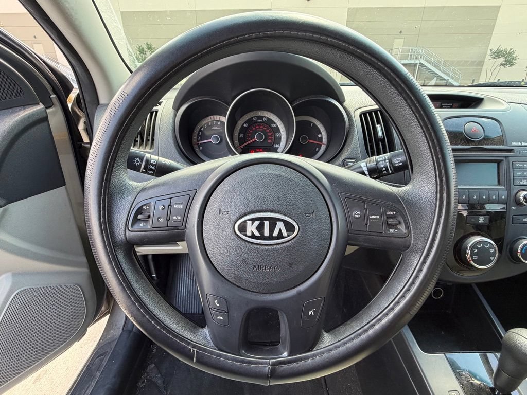 Used 2010 Kia Forte EX FWD image 19