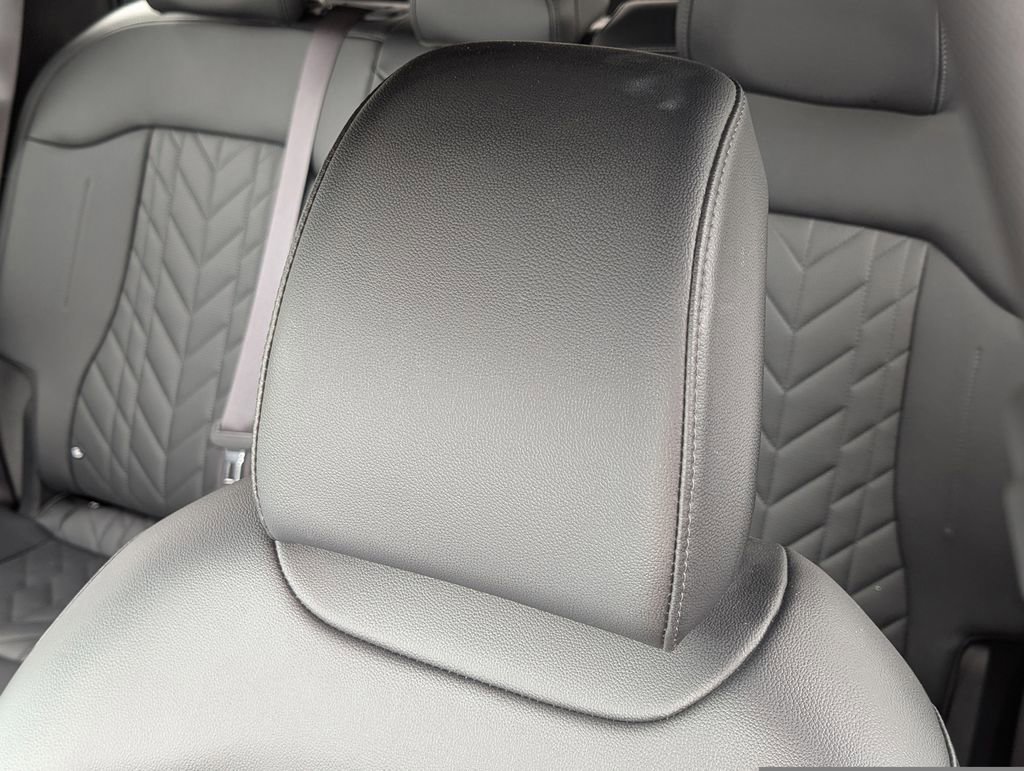 Certified 2025 Kia Sportage X-Line Prestige image 18