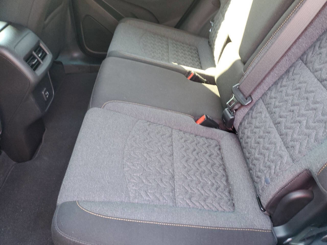Used 2023 Chevrolet Equinox LT w/ Driver Convenience Package image 7