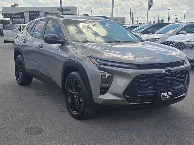 Used 2024 Chevrolet Trax ACTIV w/ Sunroof Package image 4