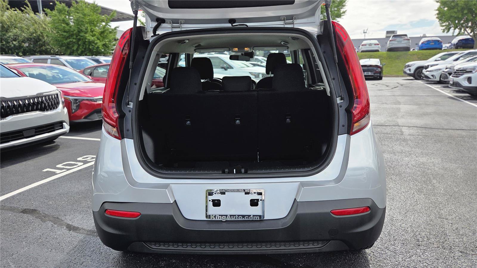 Used 2020 Kia Soul S FWD image 5