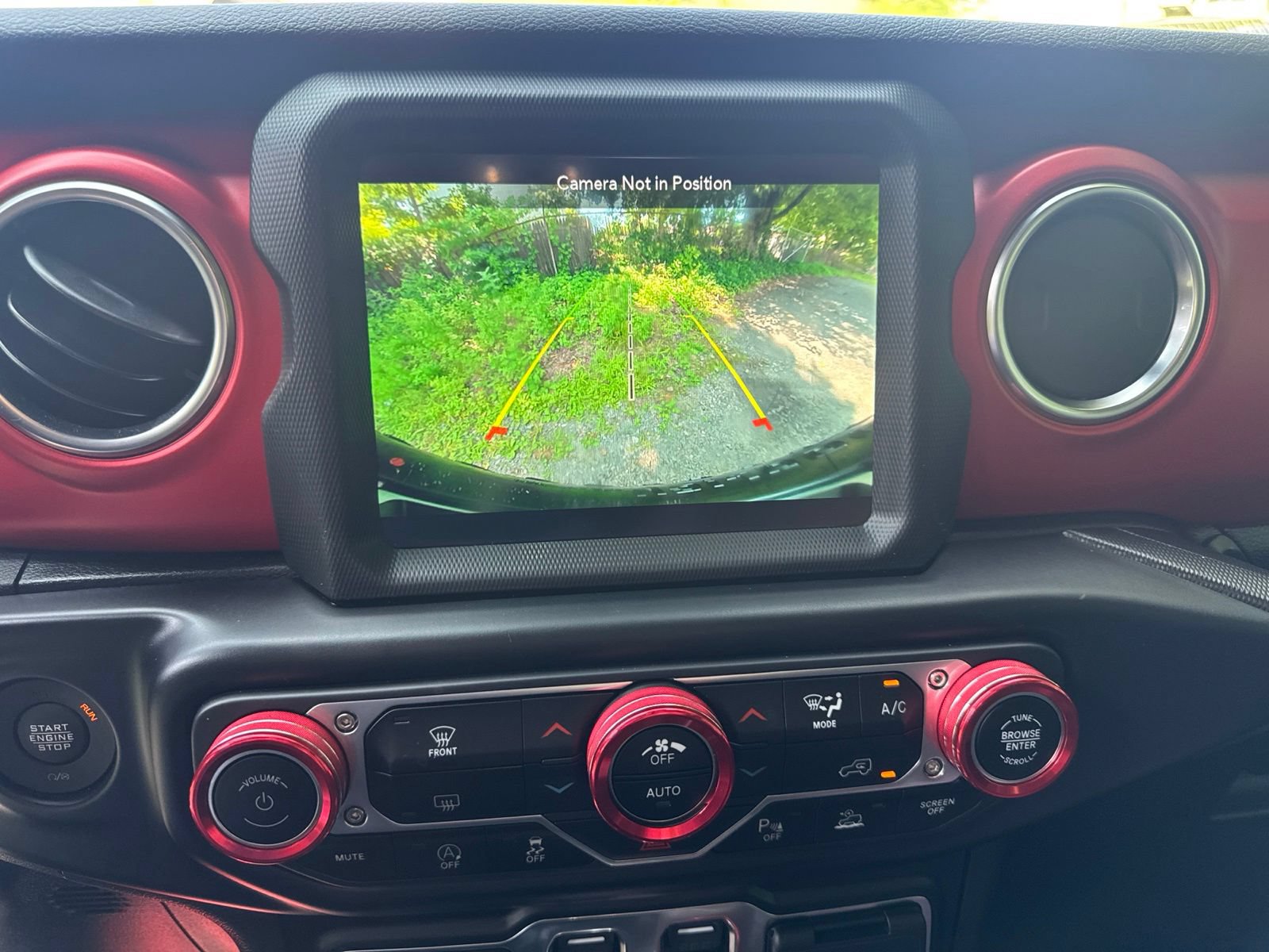 Used 2022 Jeep Wrangler Rubicon w/ LED Lighting Group AWD/4WD image 7