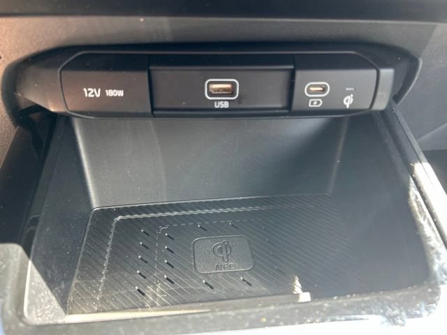 Used 2023 Kia Niro Wave FWD image 24