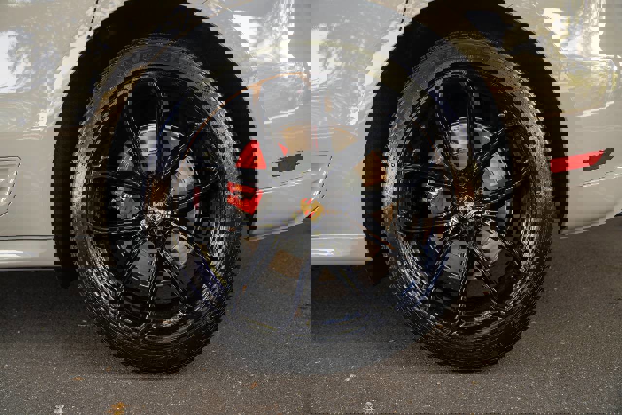 New 2026 Porsche Macan GTS image 7