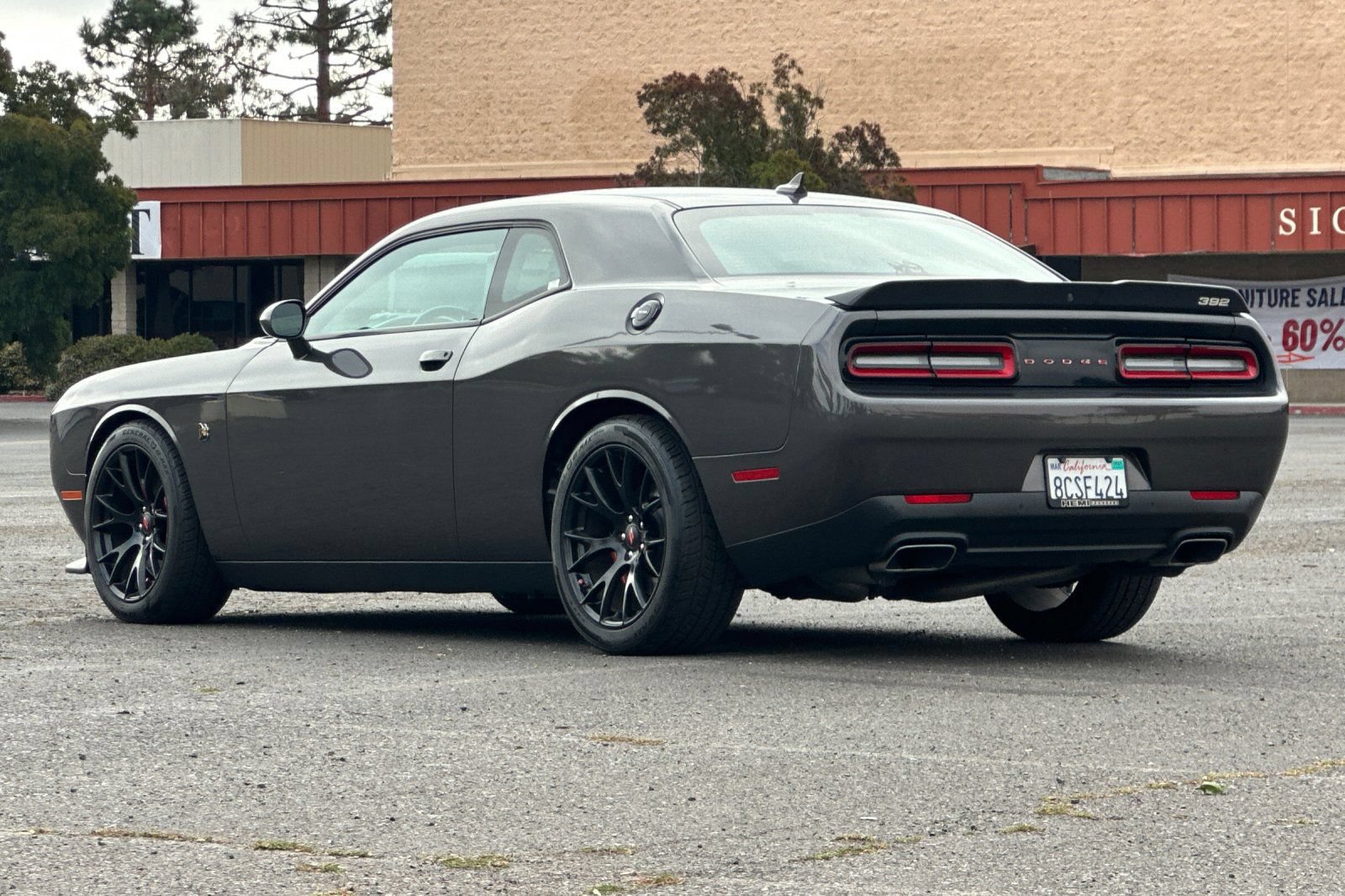 Used 2018 Dodge Challenger R/T Scat Pack RWD image 5