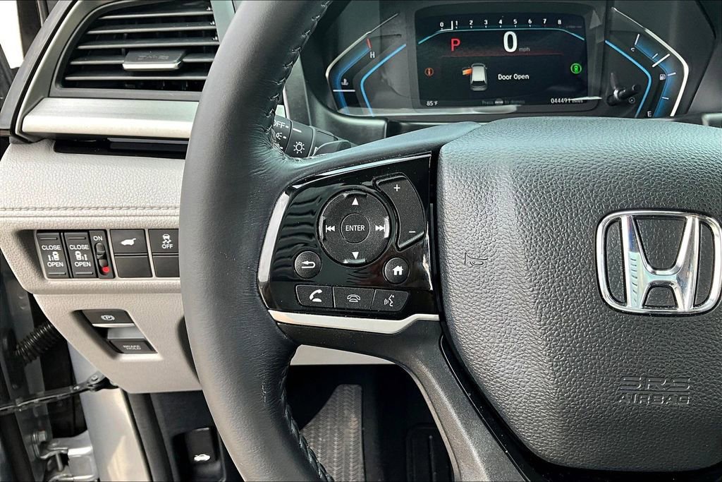 Certified 2024 Honda Odyssey Touring image 11