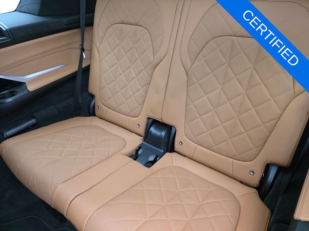 Used 2023 BMW X7 xDrive40i w/ M Sport Package image 15