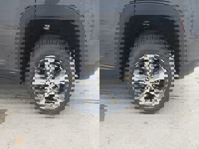 New 2025 Jeep Grand Cherokee Limited image 27