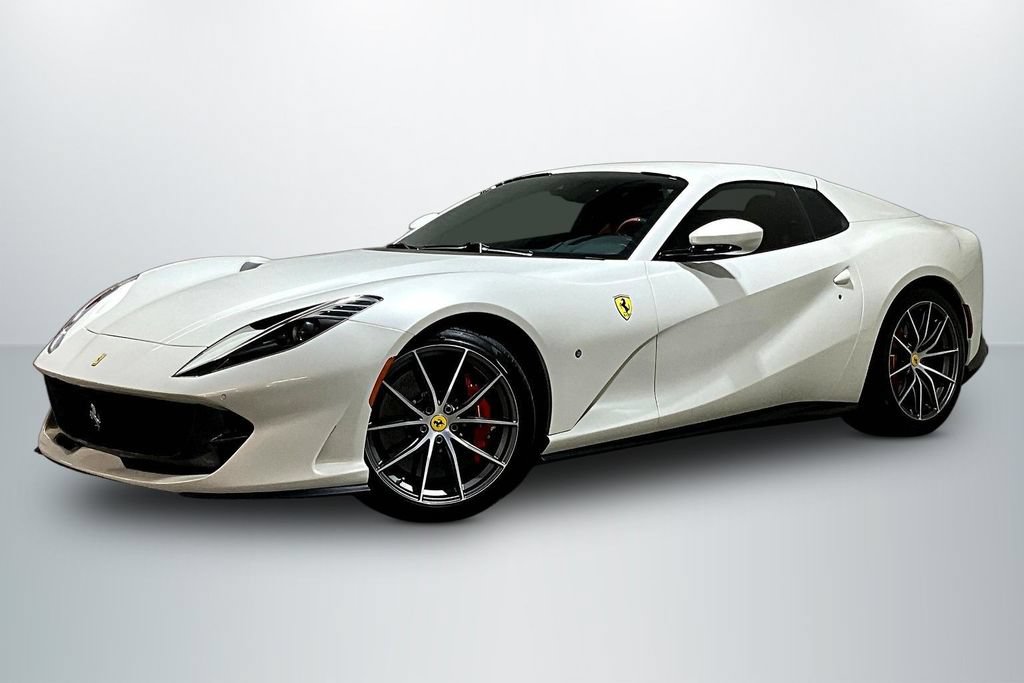 Used 2021 Ferrari 812 GTS RWD image 3