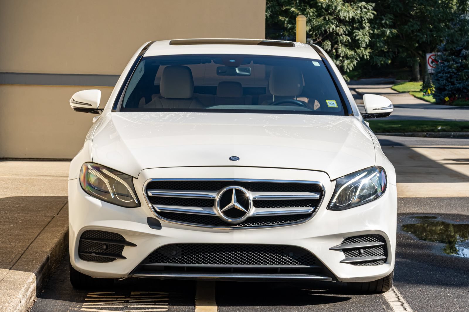 Used 2017 Mercedes-Benz E 300 image 4