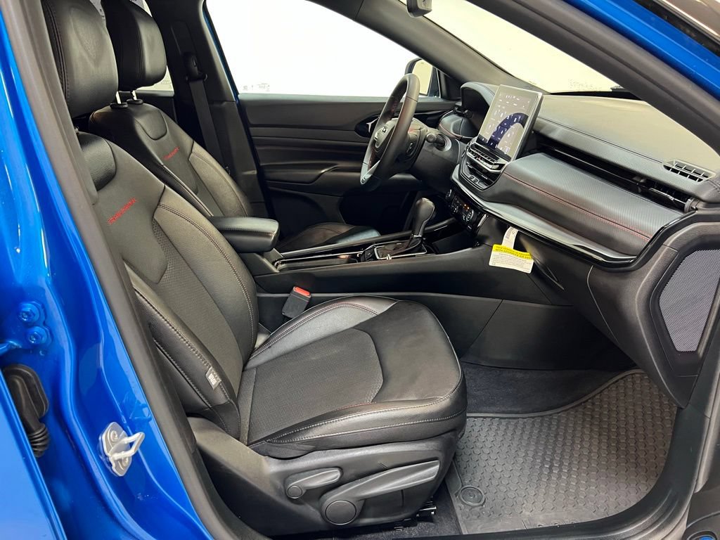 Used 2024 Jeep Compass Trailhawk AWD/4WD image 33