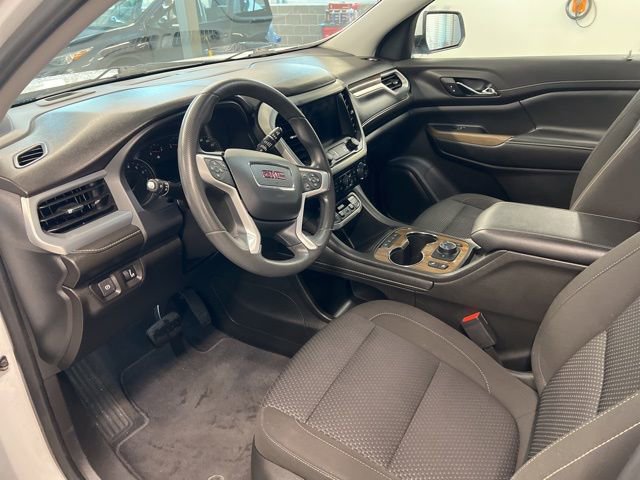 Used 2022 GMC Acadia SLE w/ Driver Convenience Package image 24