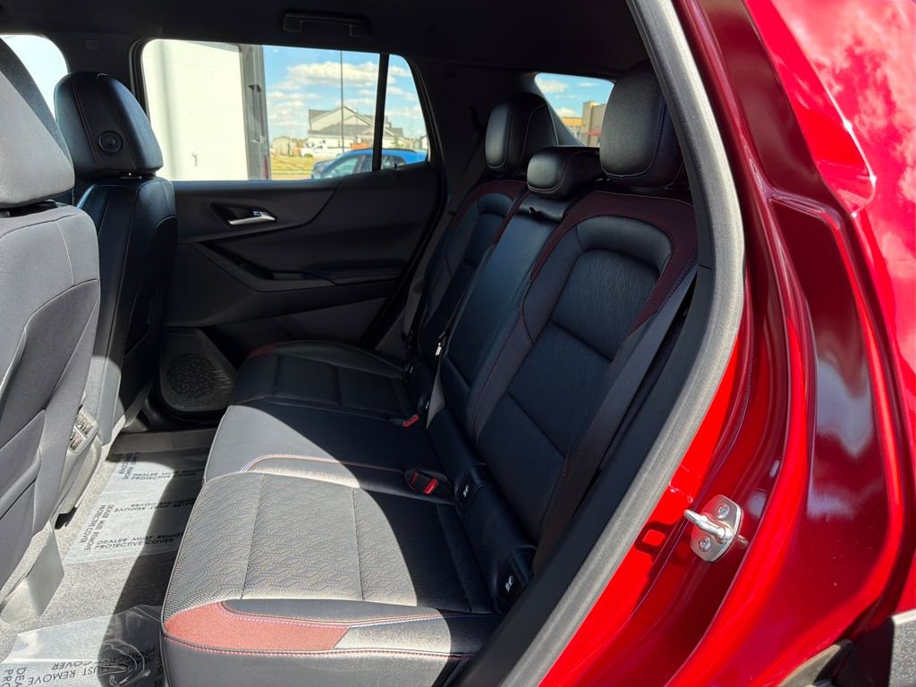 Used 2025 Chevrolet Equinox RS w/ Safety and Technology Package image 24